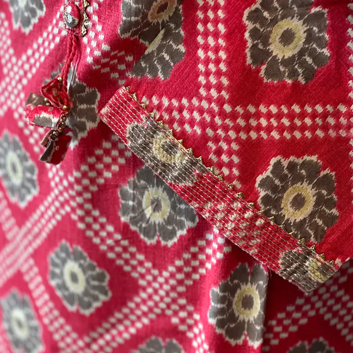 BEAUTIFUL FLORAL KURTI - Rani - 46