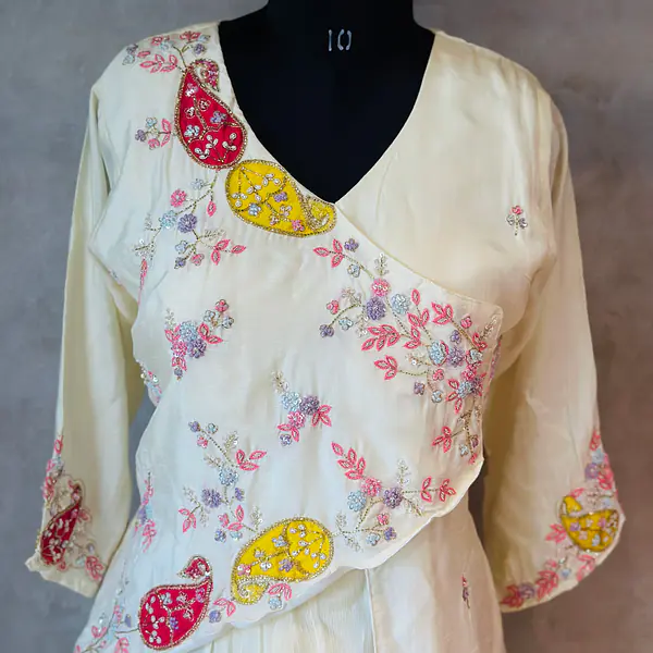 DRAPPING STYLE HANDWORK GOWN - 40