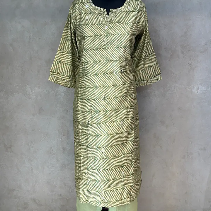 TWO PIECE SUIT WITH SEQUENCE WORK - 48