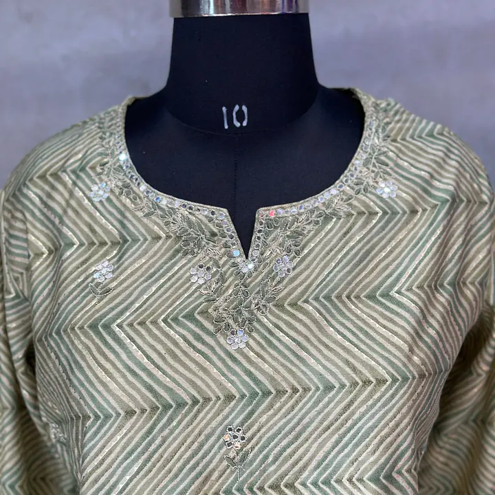 TWO PIECE SUIT WITH SEQUENCE WORK - 52
