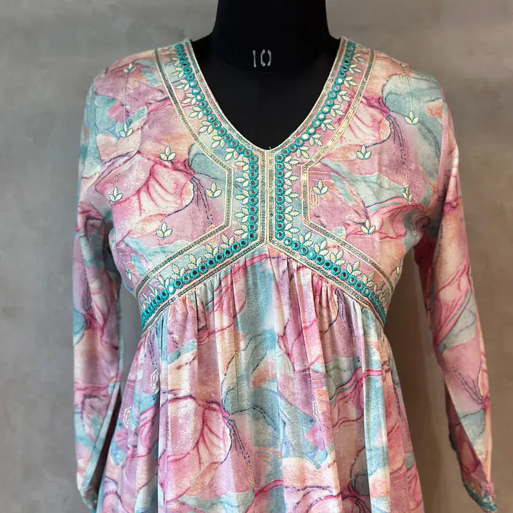 THREE PIECE ALIA CIT SUIT SET - 44