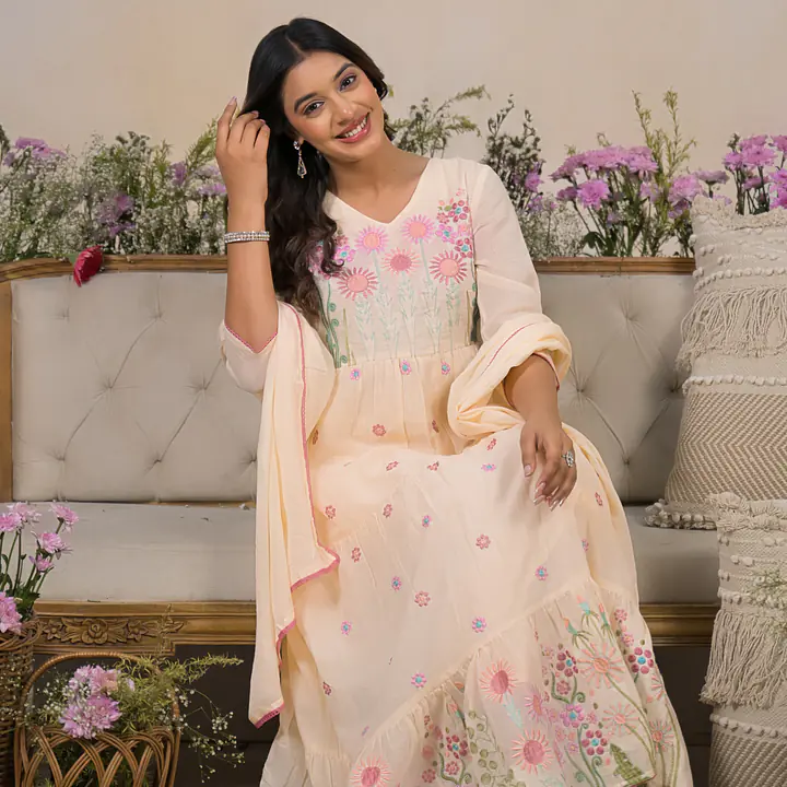 BEAUTIFUL EMBROIDERED MUL ANARKALI SUIT - 38