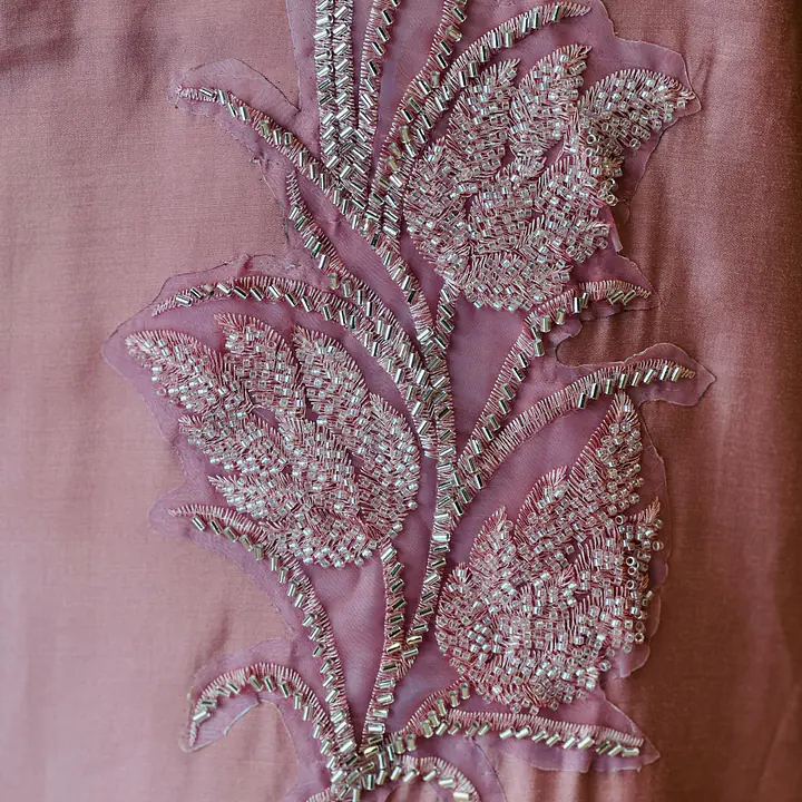 BEAUTIFUL HANDWORK SUIT SET - 40