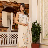 BEAUTIFUL EMBROIDERED SUIT SET - 40