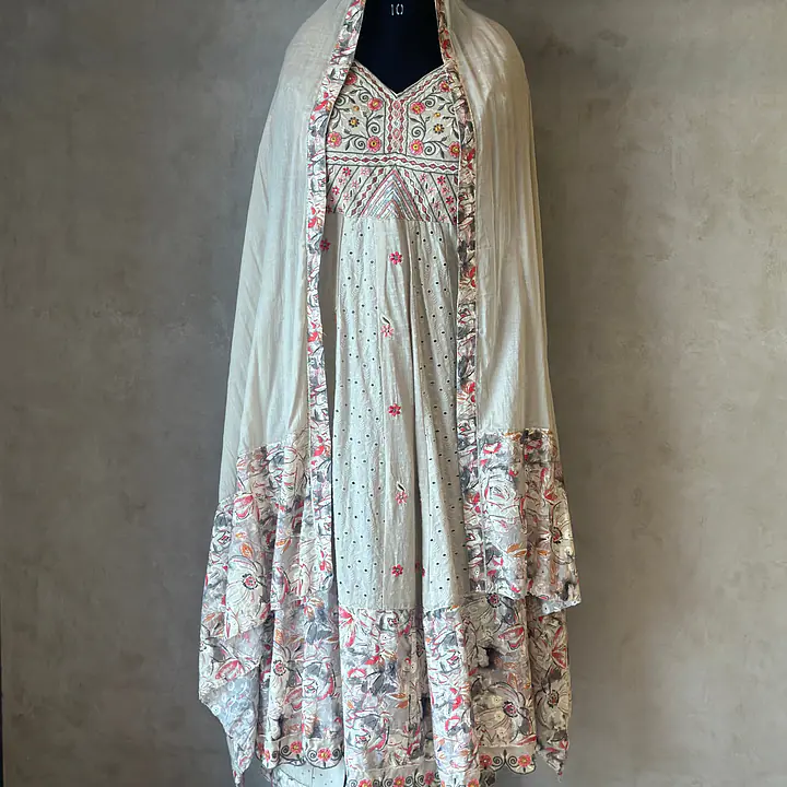 BEAUTIFUL ANARKALI SUIT WITH HANDWORK - 38