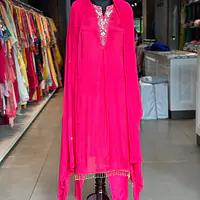PURE CHINON HANDWORK SUIT - 38 - Pink