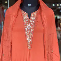 PURE CHINON HANDWORK SUIT - 44 - Rusty orange