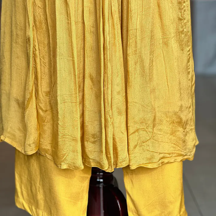 PURE CHINON HANDWORK SUIT - Yellow - 40