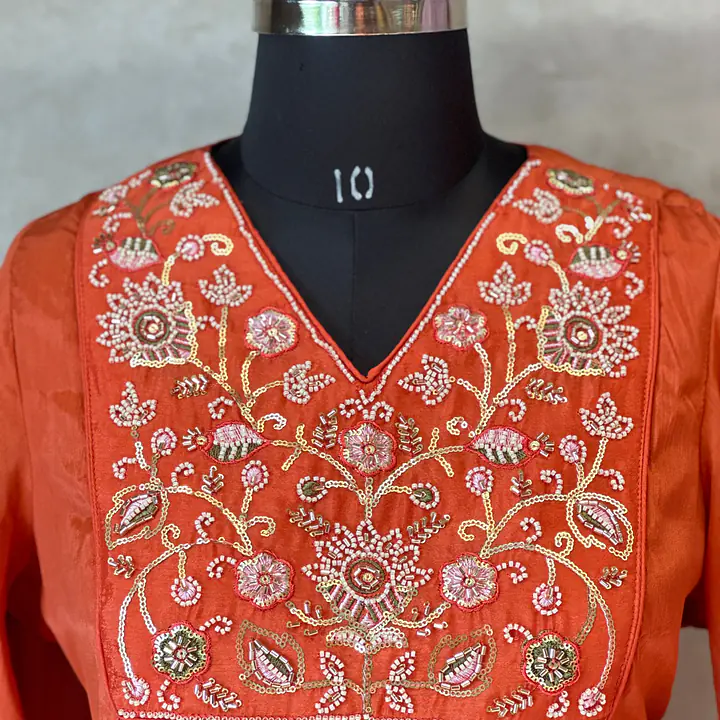 PURE CHINON HANDWORK SUIT - Rust orange - 42