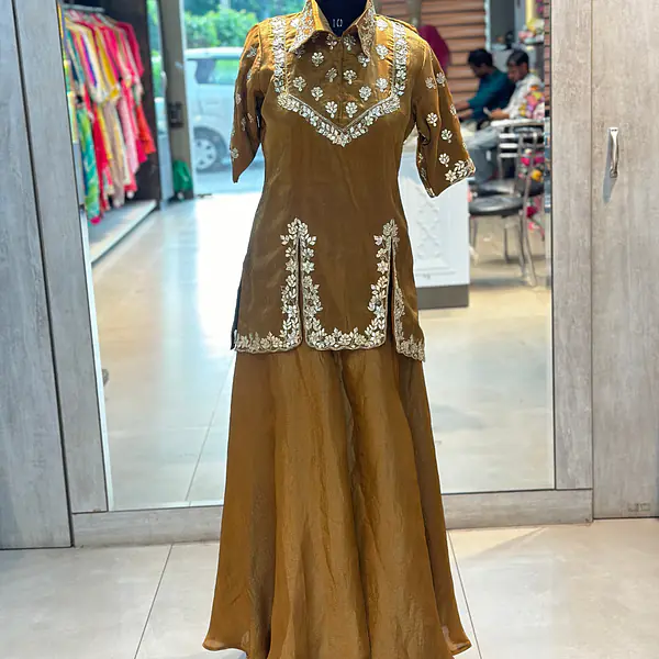 PURE ZARI HANDWORK CO-ORD SET - Brown - 38