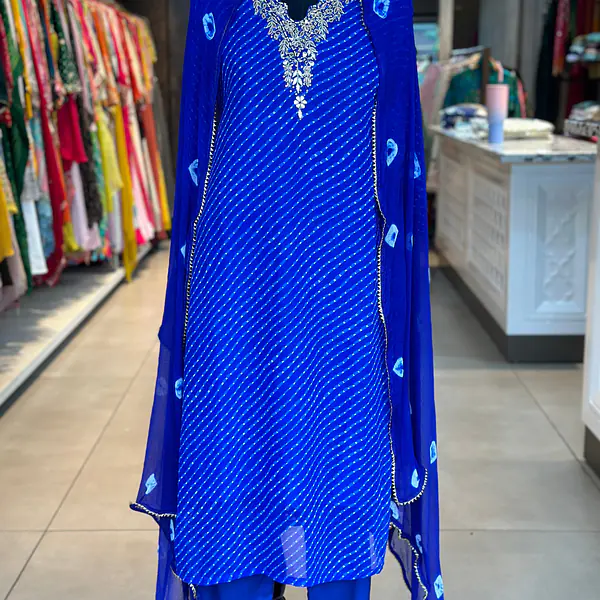 MOTHDA SPECIAL HANDWORK SUIT SET - Blue - 40