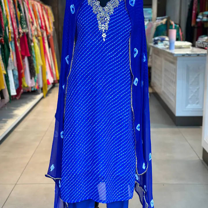 MOTHDA SPECIAL HANDWORK SUIT SET - Blue - 40