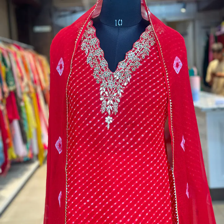 MOTHDA SPECIAL HANDWORK SUIT SET - Red - 40