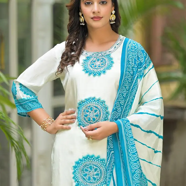 PURE CREP HANDWORK THREE PIECE SUIT
