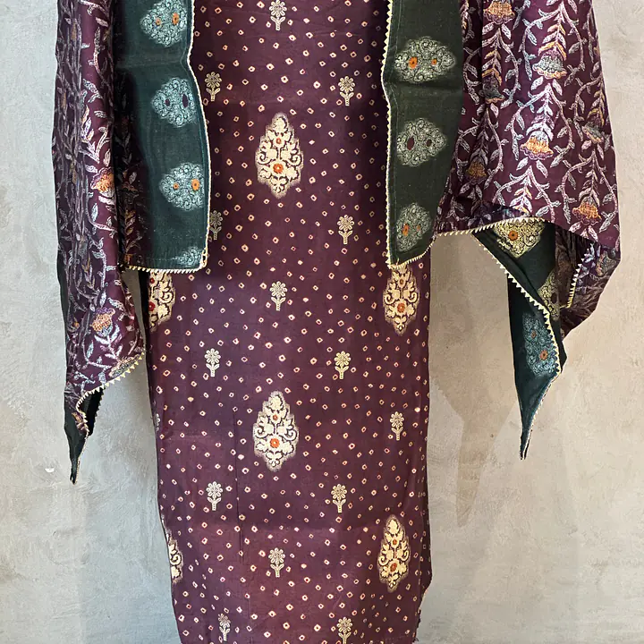 MUSLIN SUIT SET