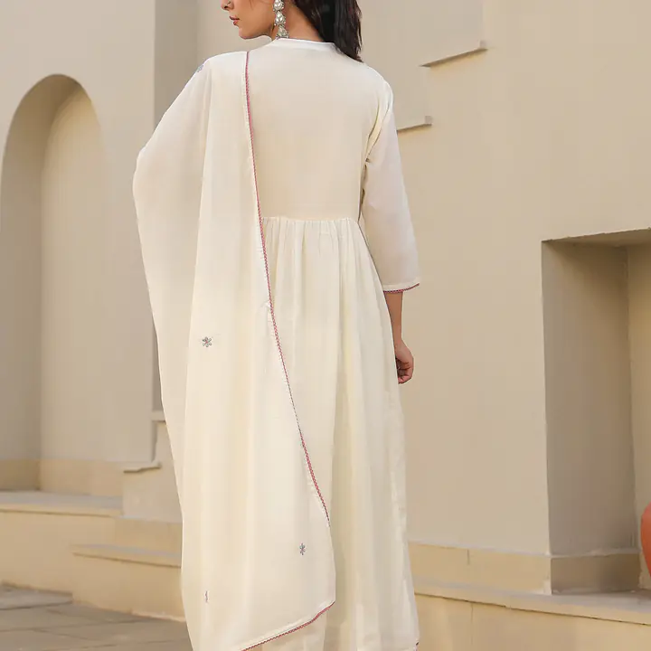 BEAUTIFUL EMBROIDERED MUL COTTON SUIT SET - White - 44