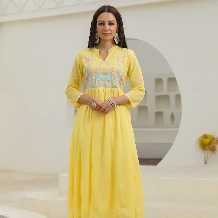 BEAUTIFUL EMBROIDERED MUL COTTON SUIT SET - Baby pink - 40