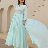 BEAUTIFUL EMBROIDERED MUL COTTON SUIT SET