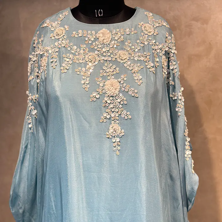 KAFTAN IN HANDWORK