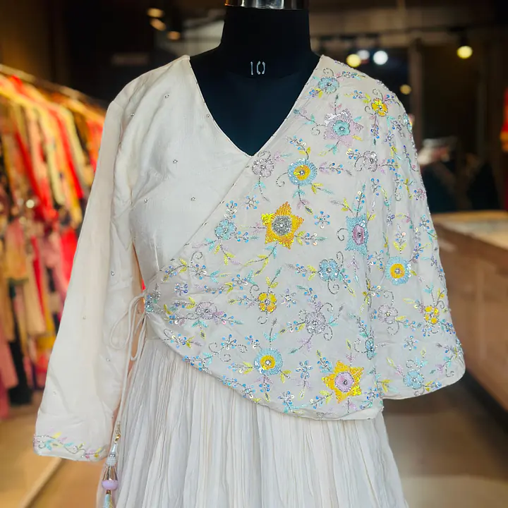 INDOWESTERN HEAVY GOWN SET - 36