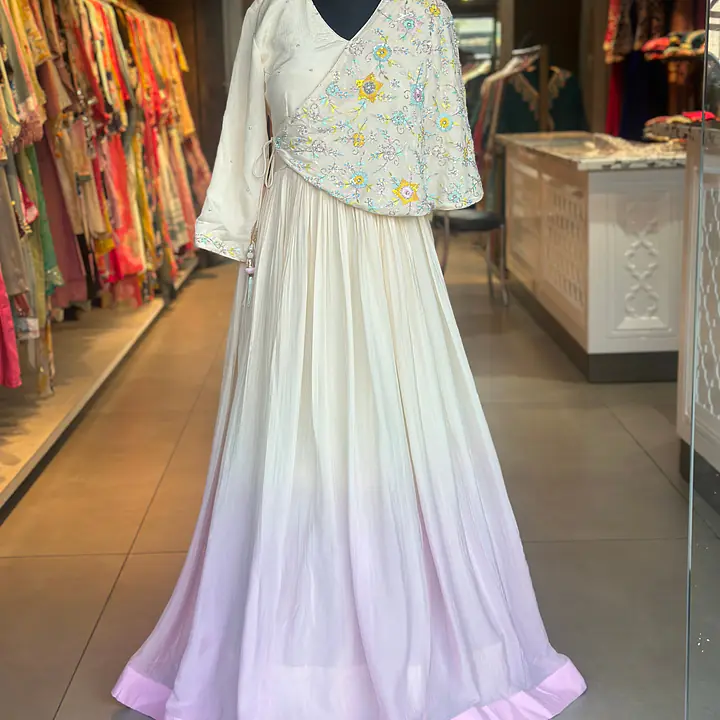 INDOWESTERN HEAVY GOWN SET - 38