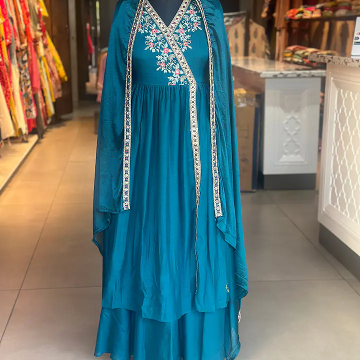 EMBROIDERED PLAZO SUIT SET
