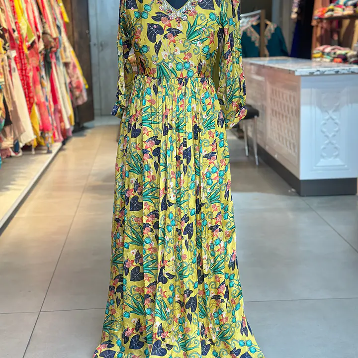 FLORAL LONG GOWN - 36
