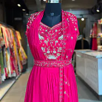 SKIRT SET WITH SHURG IN HANDWORK - 44