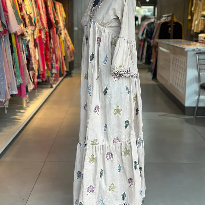 ONE PIECE EMBROIDERED GOWN - 44