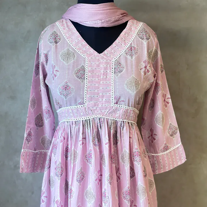 THREE PIECE COTTON SUIT SET - 44