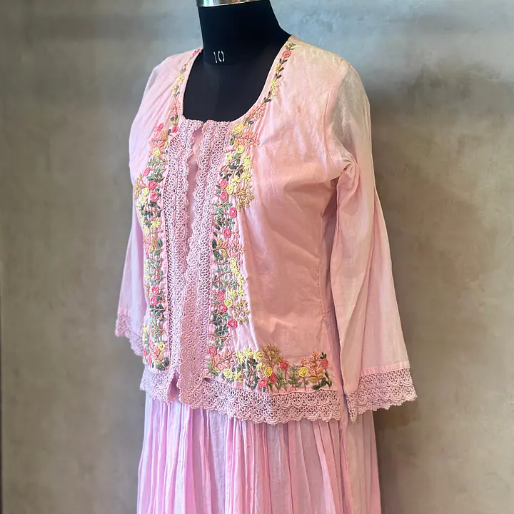 ONE PIECE EMBROIDERED GOWN SET - 42