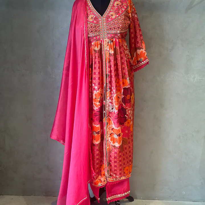 ALIA CUT SUIT SET - 40