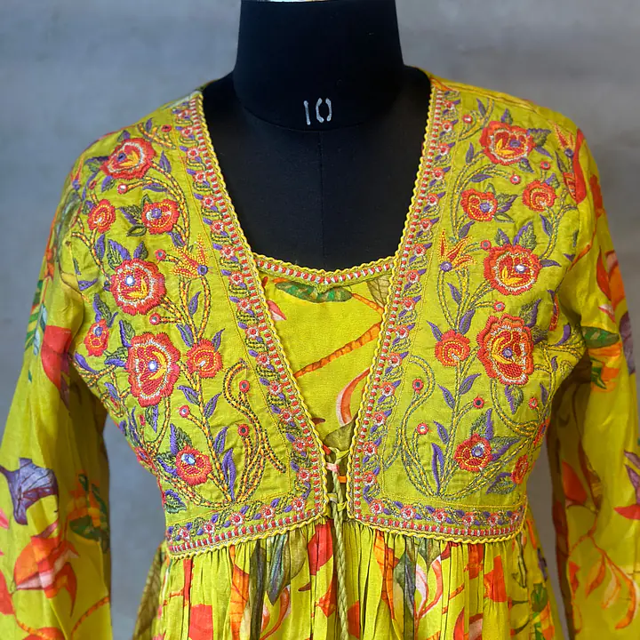 FLORAL THREE PIECES SUIT SET