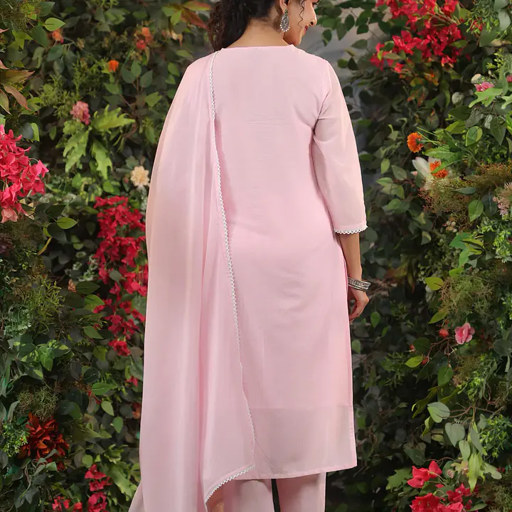 MUL COTTON SUIT IN THREAD EMBROIDERY - 42