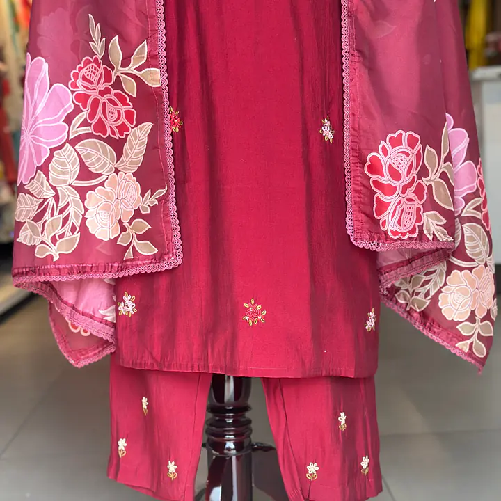 HAND EMBROIDERED STRAIGHT SUIT SET
