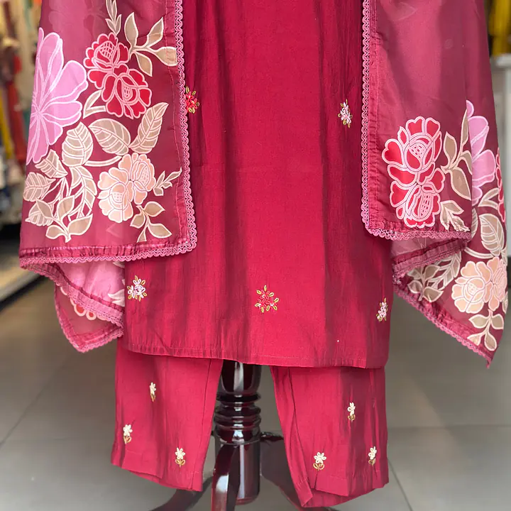 HAND EMBROIDERED STRAIGHT SUIT SET