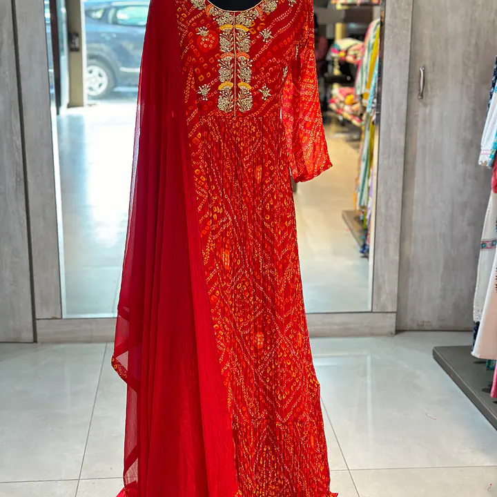 BHANDEJ GOWN