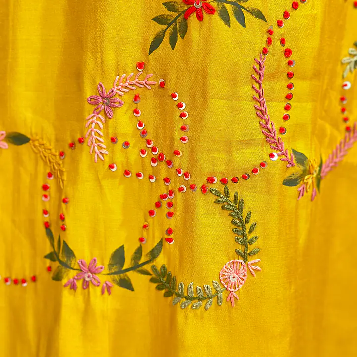 EMBROIDERED STRAIGHT SUIT SET - 44