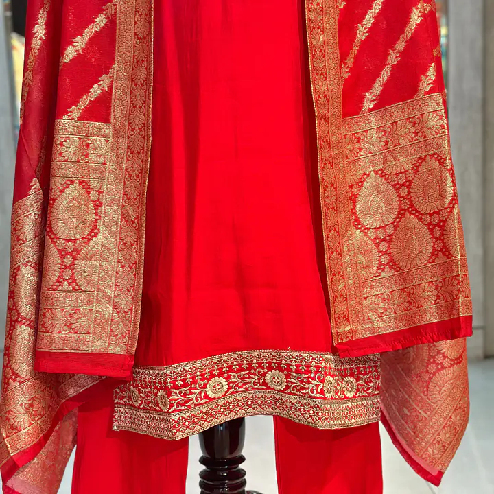 BANARASI STRAIGHT SUIT SET
