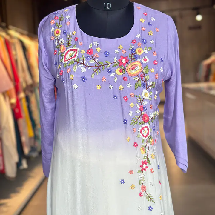 EMBROIDERED PURE CHINON SUIT SET - 40