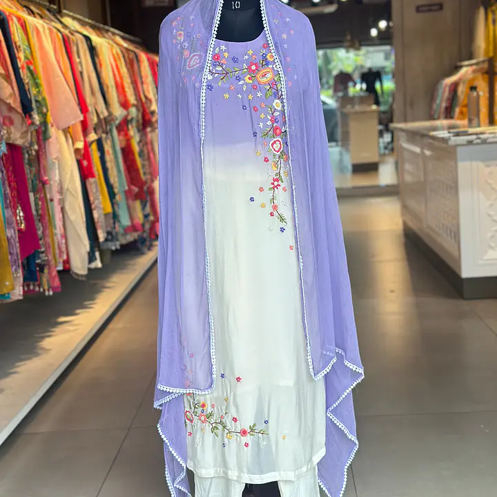 EMBROIDERED PURE CHINON SUIT SET - 44