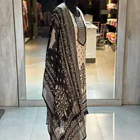 PAKISTANI STYLE SUIT SET - 44