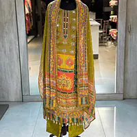 PAKISTANI STYLE SUIT SET - 40