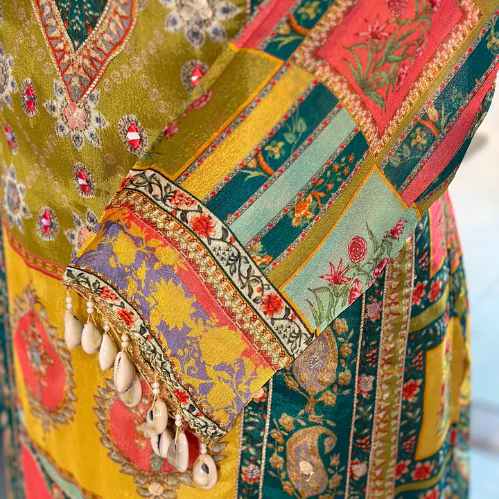 PAKISTANI STYLE SUIT SET - 42