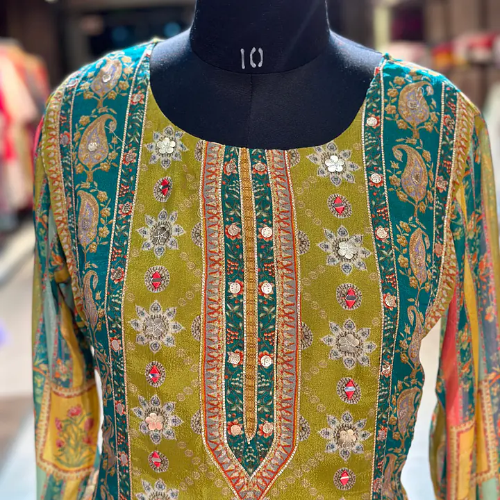 PAKISTANI STYLE SUIT SET - 44