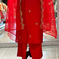 STRAIGHT THREE PIECE SUIT SET