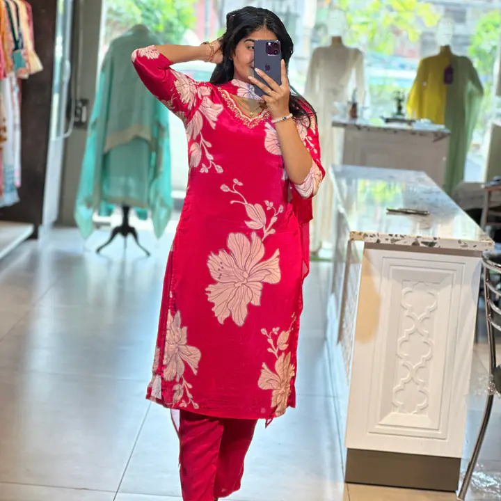 PURE MUSLIN THREE PIECE SUIT SET - 36