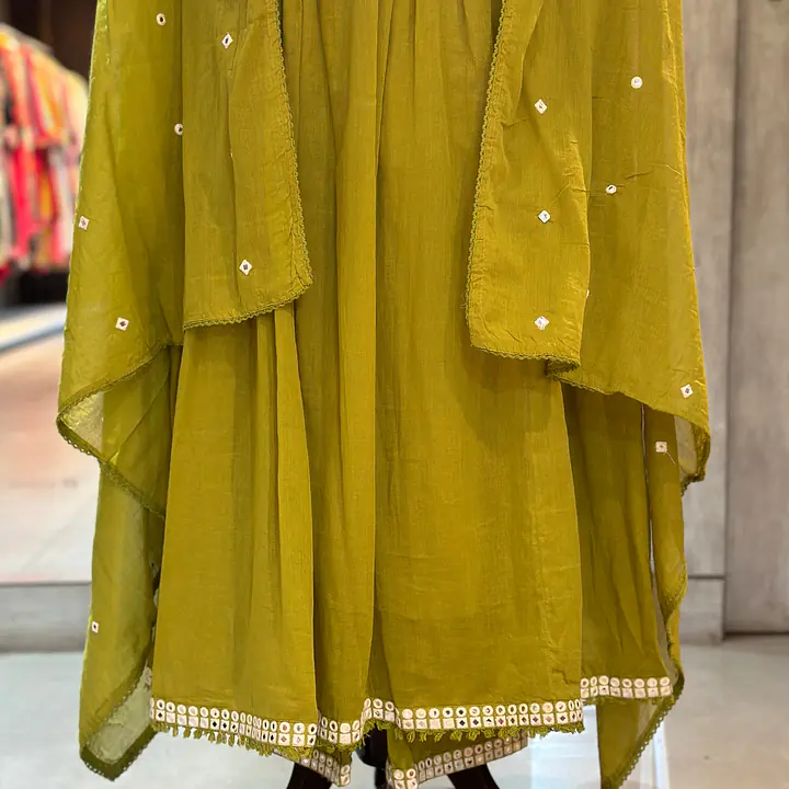 PURE MULMUL THREE PIECE ANARKALI SET