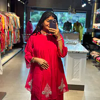 HIGH-NECK CO-ORD SET