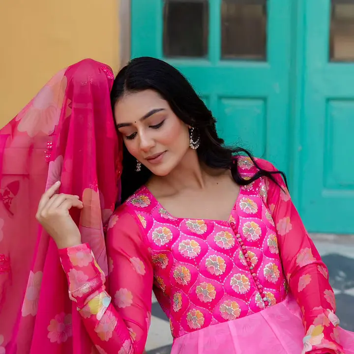 PURE ORGANZA FLORAL ANARKALI